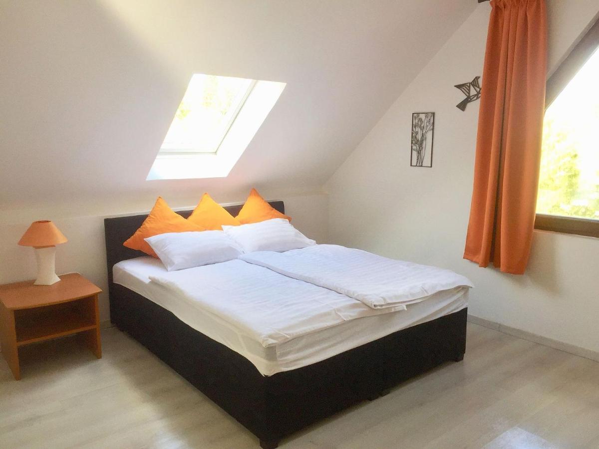 Flair Apartmanhaz Eger Extérieur photo