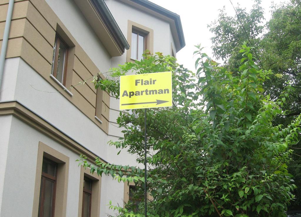 Flair Apartmanhaz Eger Extérieur photo