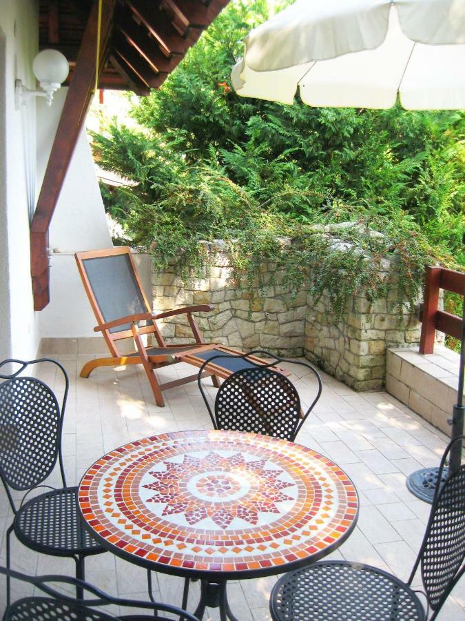 Flair Apartmanhaz Eger Extérieur photo